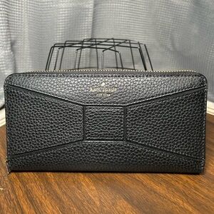 Kate Spade Black Textured Wallet